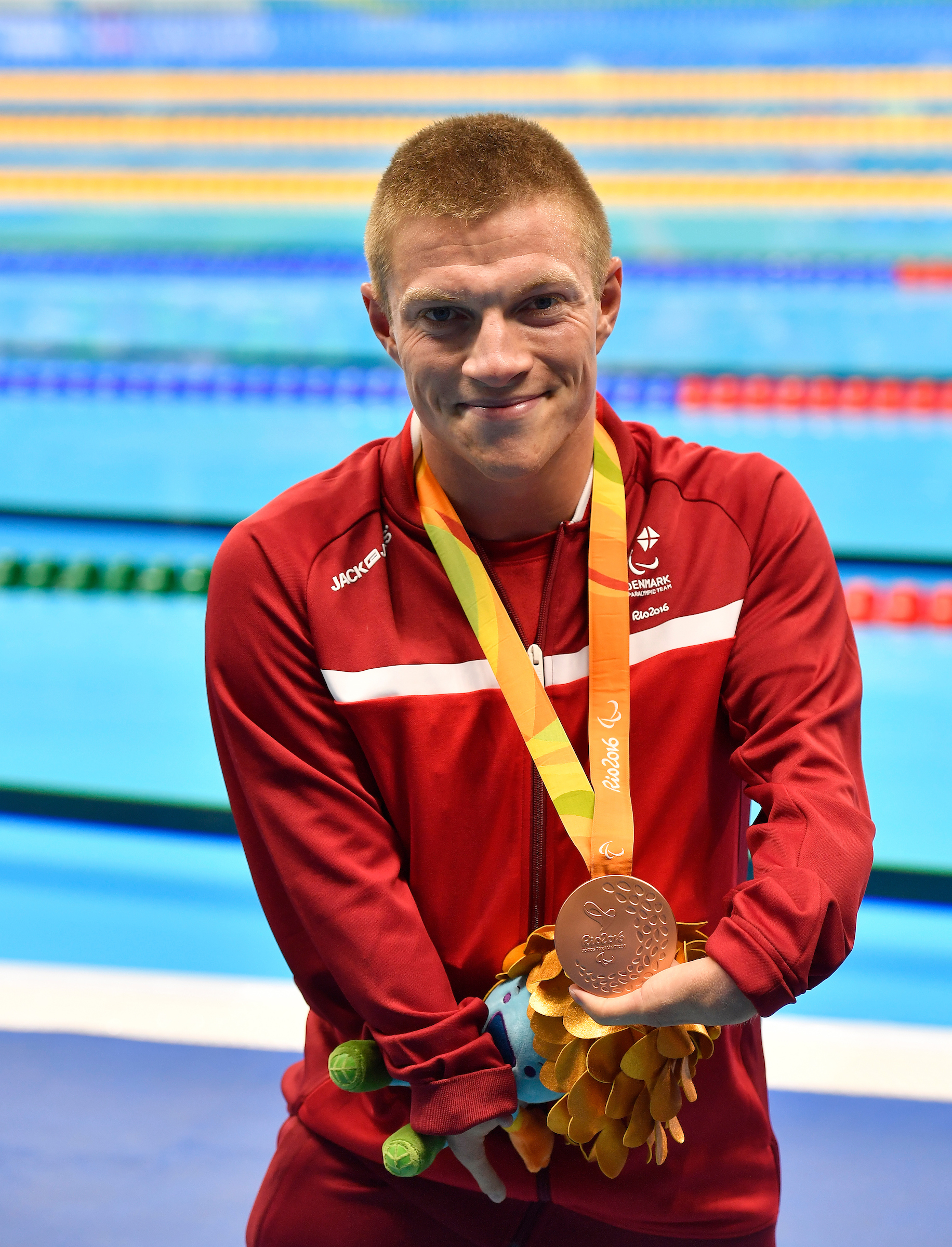 Bronze til svømmer Jonas Larsen
